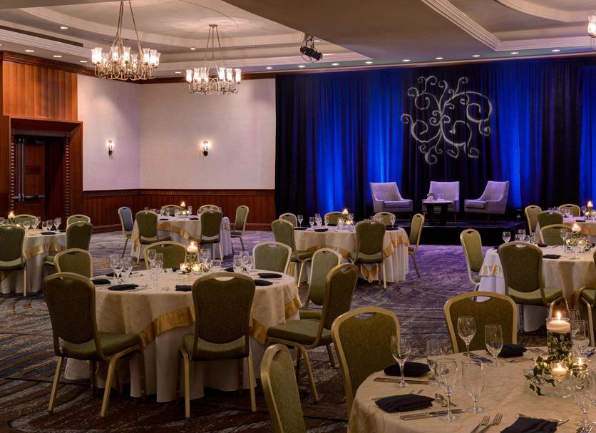 Banquet hall Photo