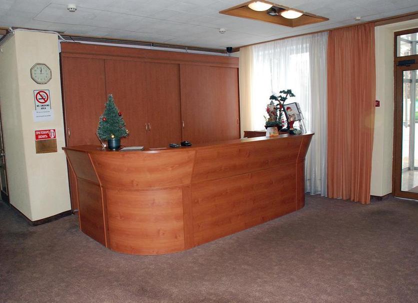 Front desk Photo