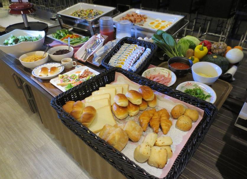 Buffet Photo