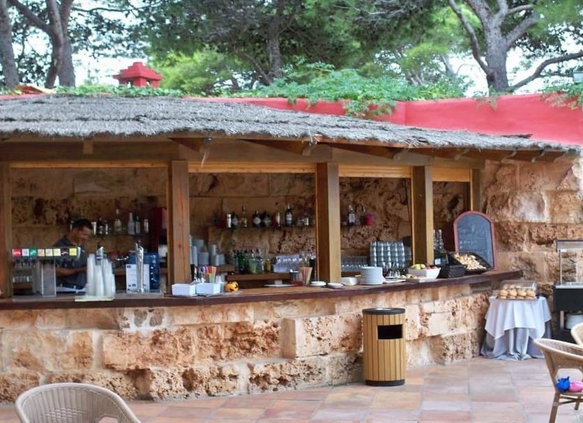 Bar Photo