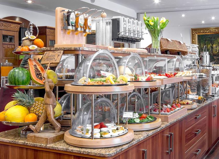 Buffet Photo