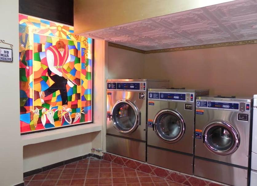 Laundry facility Photo
