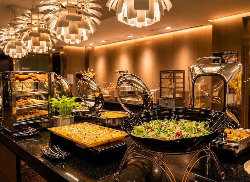 Buffet Photo
