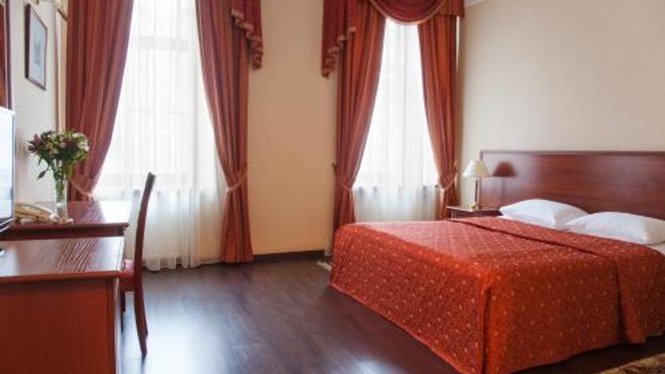 Martin Style Hotel