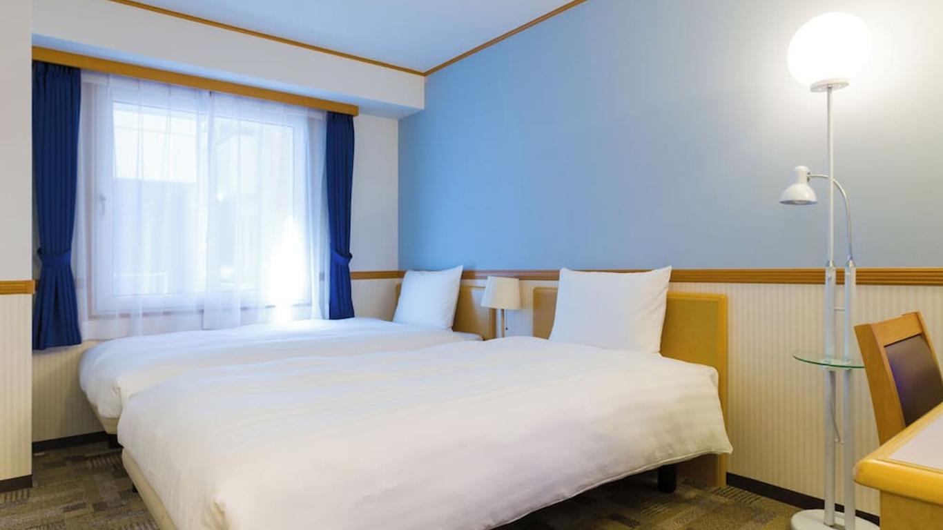 Toyoko Inn JR Kobe eki Kita guchi