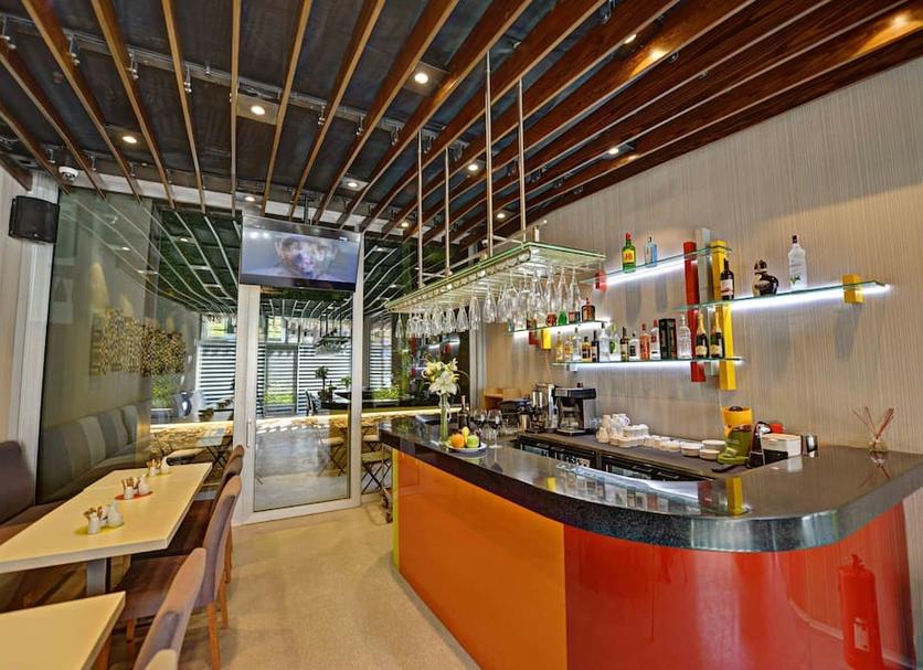 Bar Photo