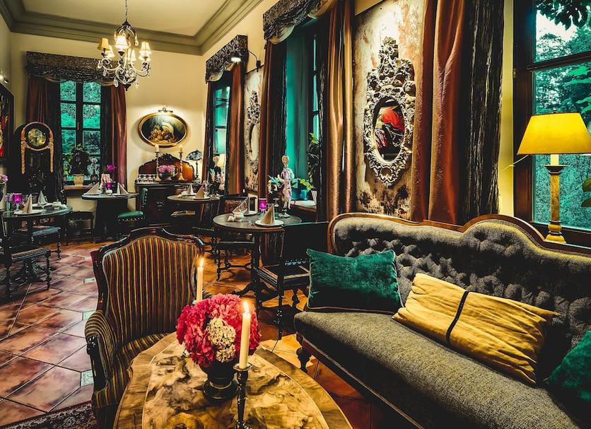 Lounge Photo