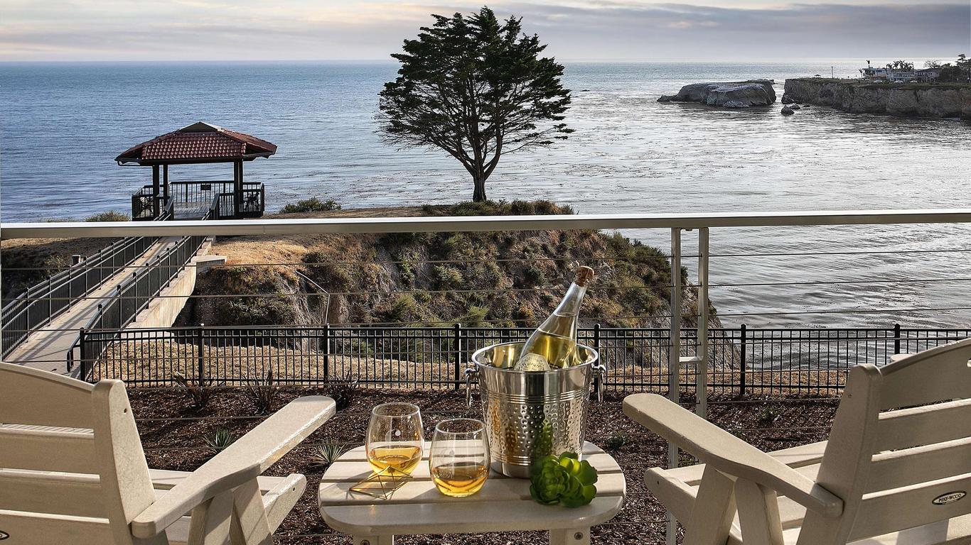Inn at the Cove