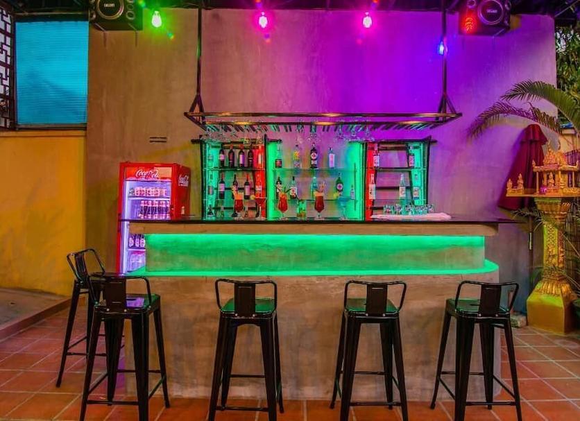 Bar Photo