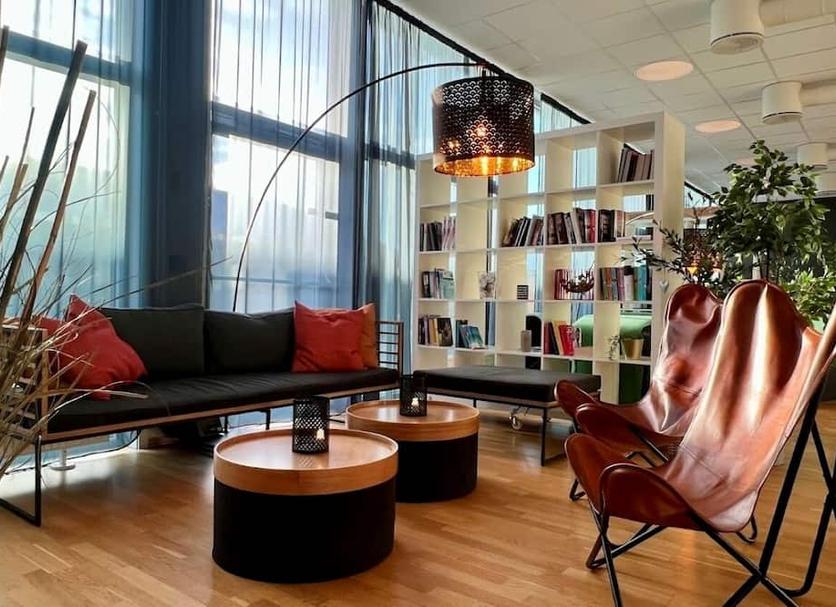Lounge Photo