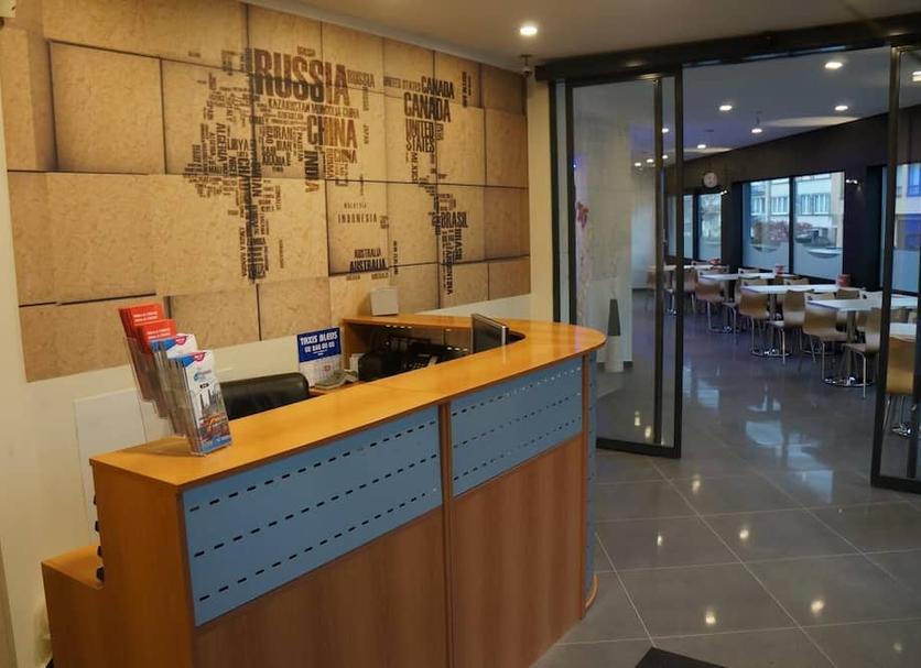 Front desk Photo