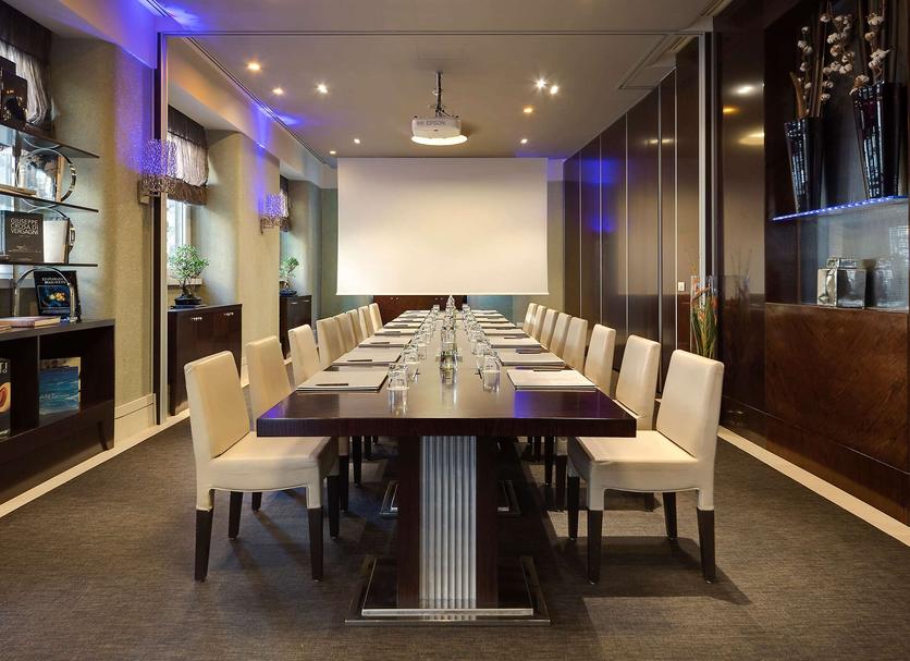 Conference room Photo