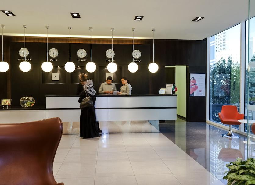 Front desk Photo