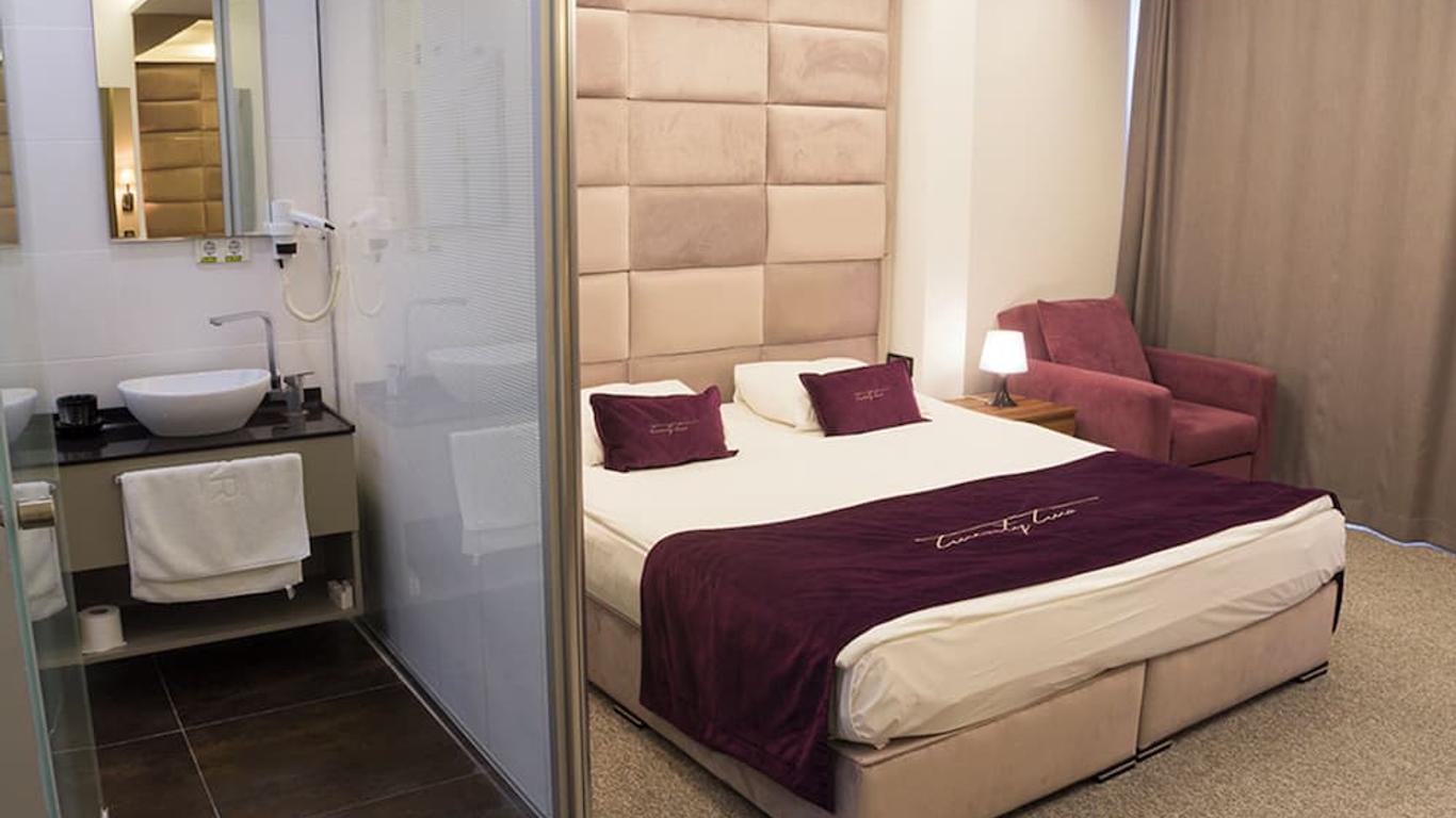 The 22 Hotel