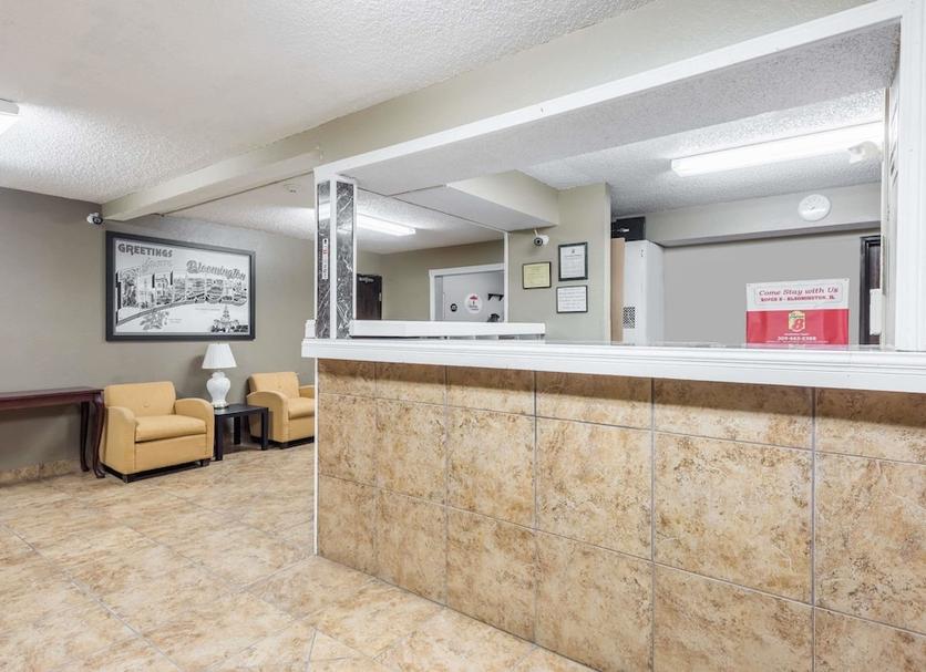 Front desk Photo