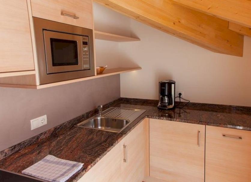 Kitchen Photo