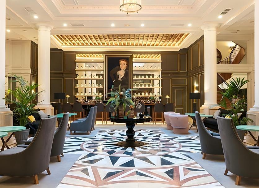 Lobby Photo