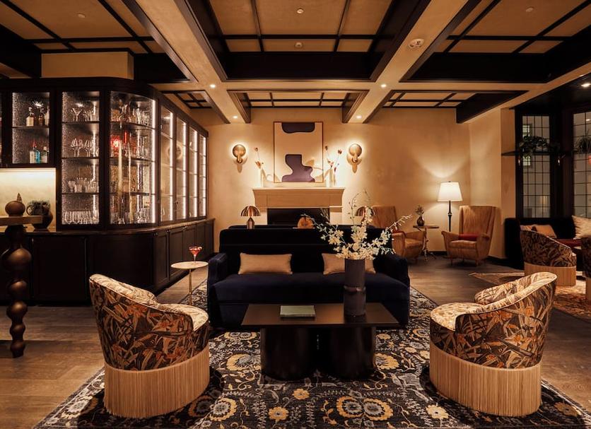 Lounge Photo