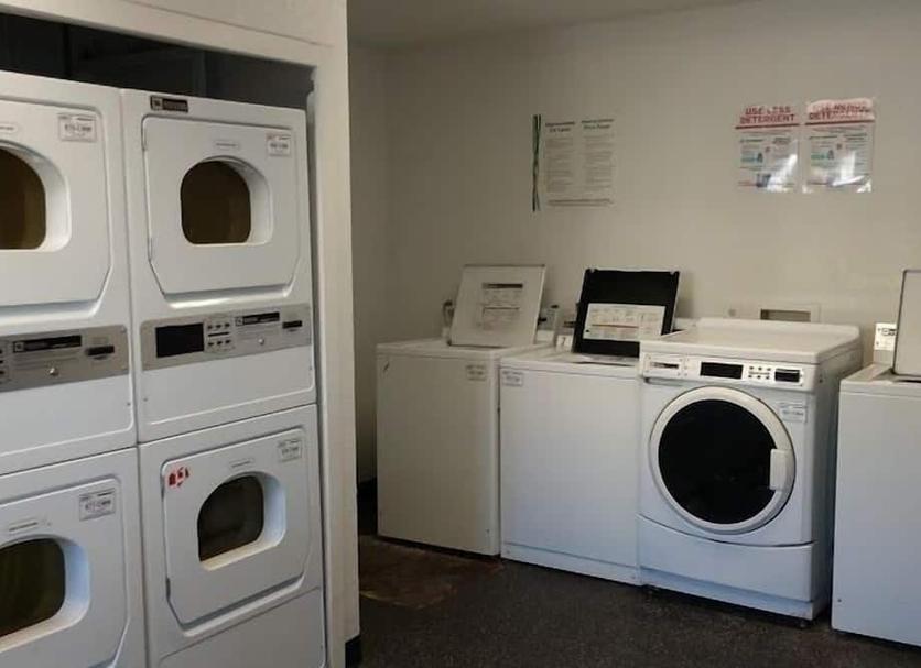 Laundry facility Photo