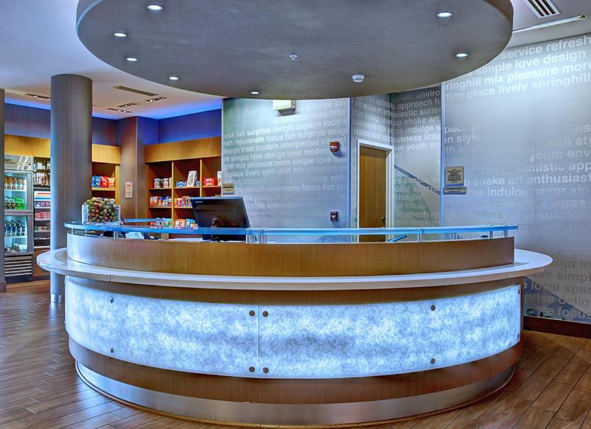 Front desk Photo