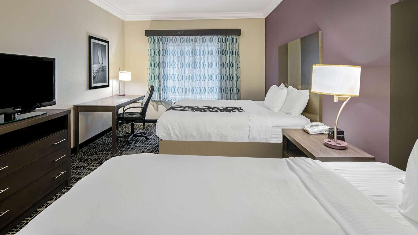 La Quinta Inn & Suites by Wyndham Corpus Christi-N Padre Isl