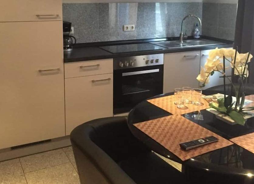 Kitchen Photo