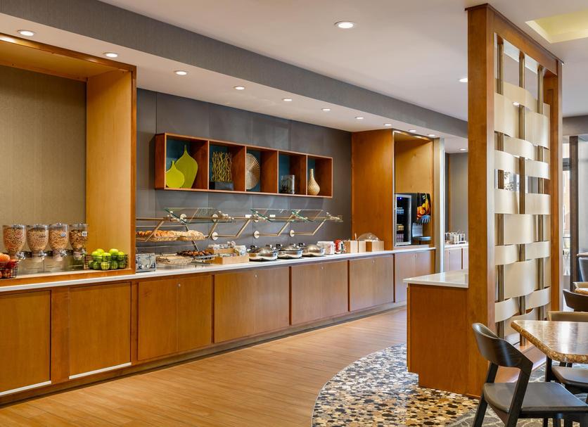 Buffet Photo