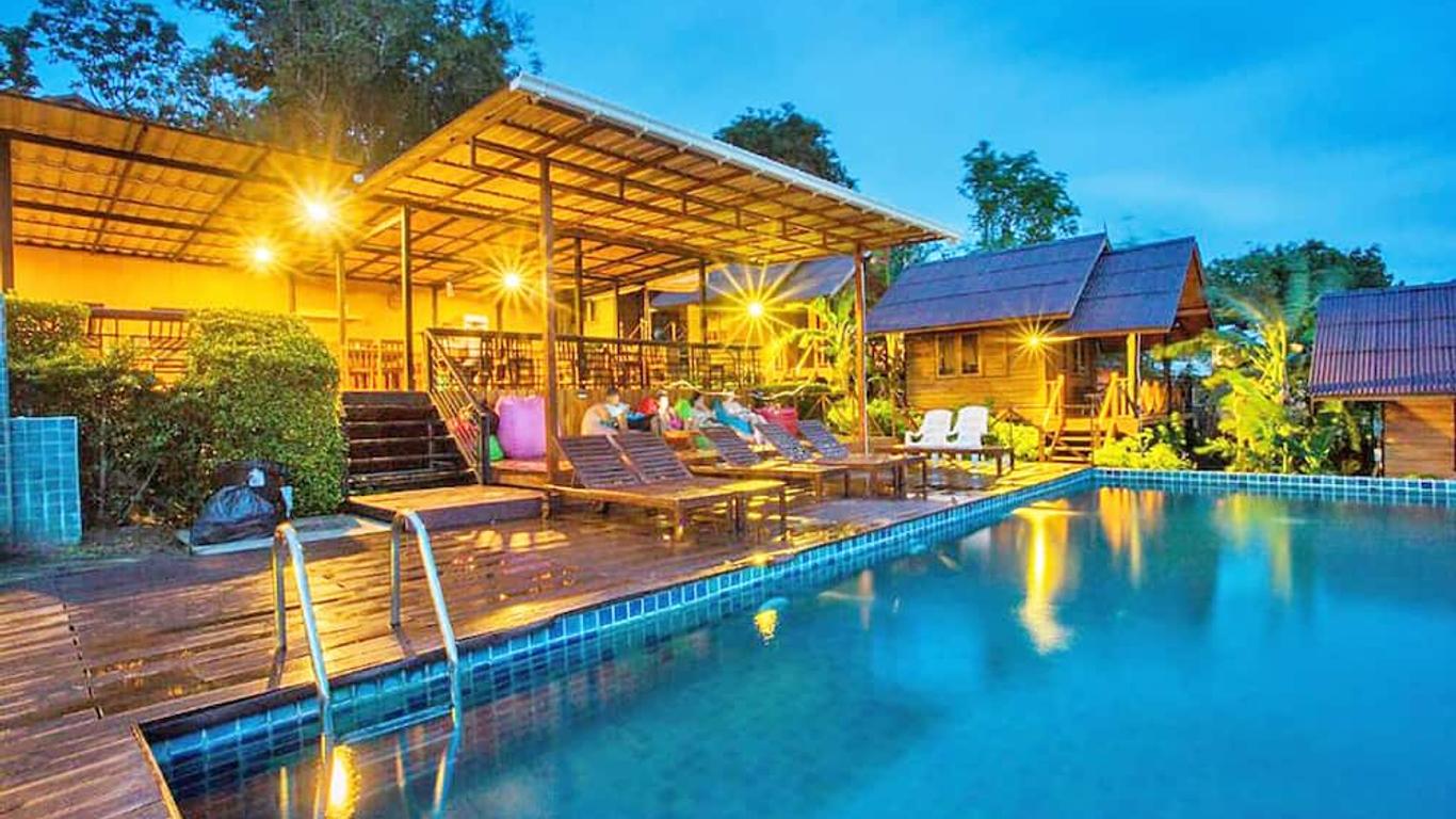 The Cobble Beach Hotel- Phi Phi Island
