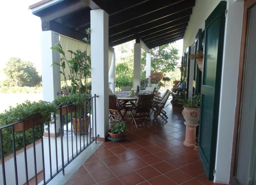 Balcony Photo