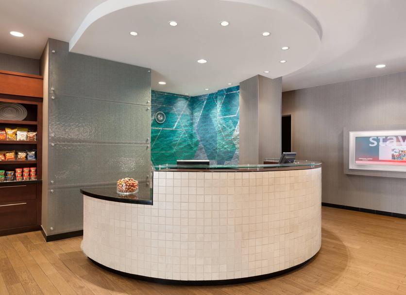 Front desk Photo
