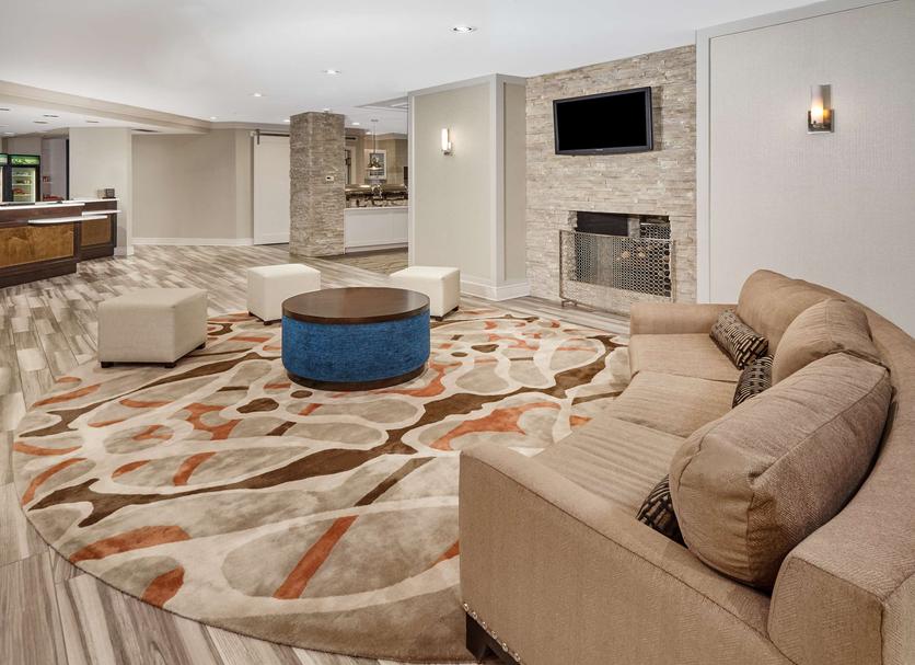 Lounge Photo