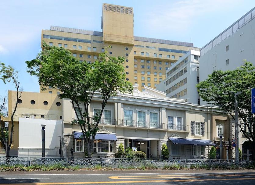 Building Photo