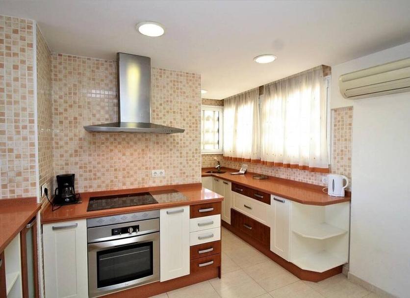 Kitchen Photo