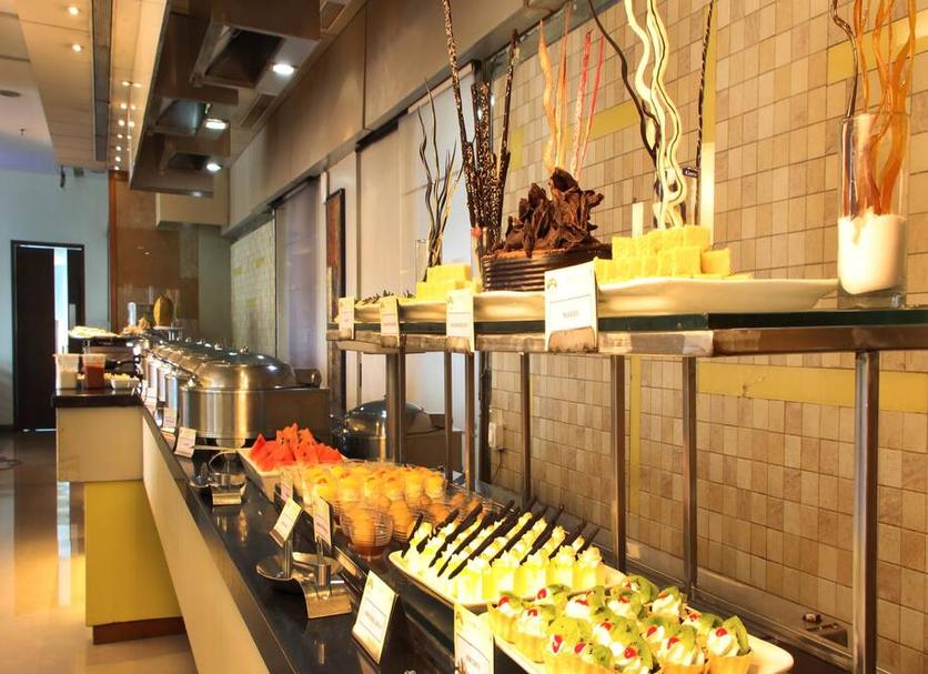 Buffet Photo