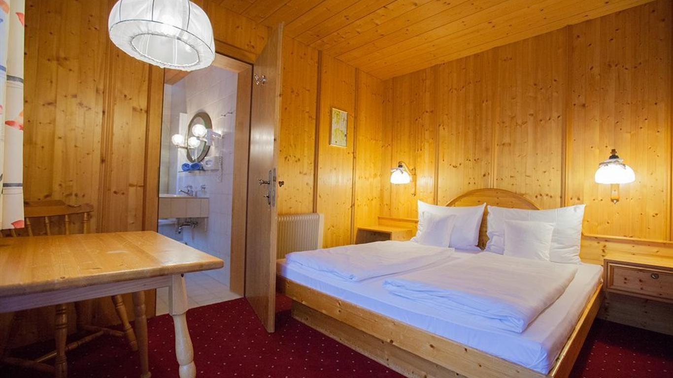 Hotel Monika