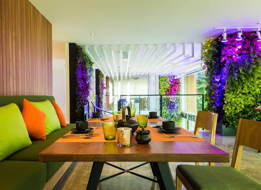 Dining room Photo