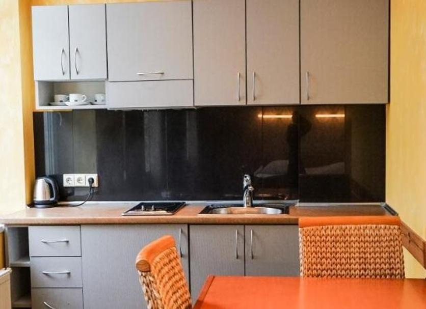 Kitchen Photo