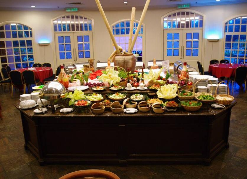 Buffet Photo
