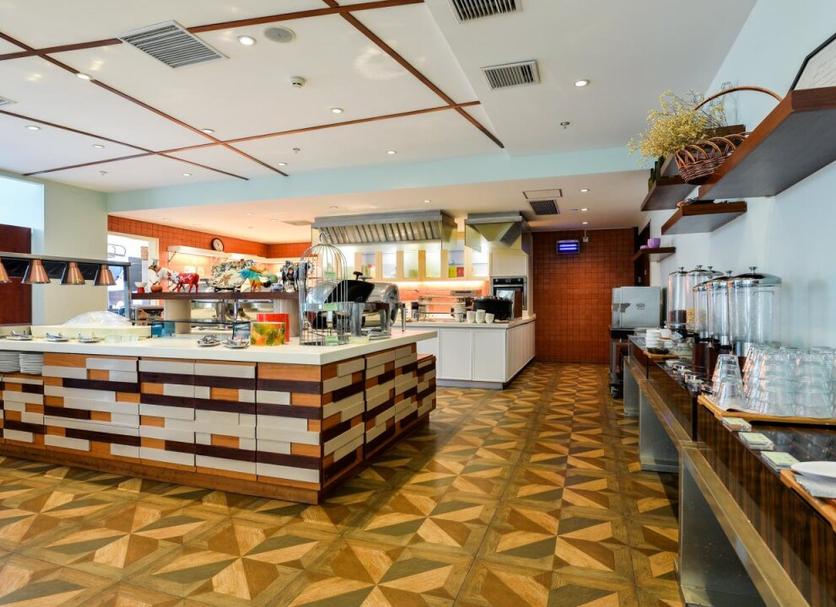 Buffet Photo
