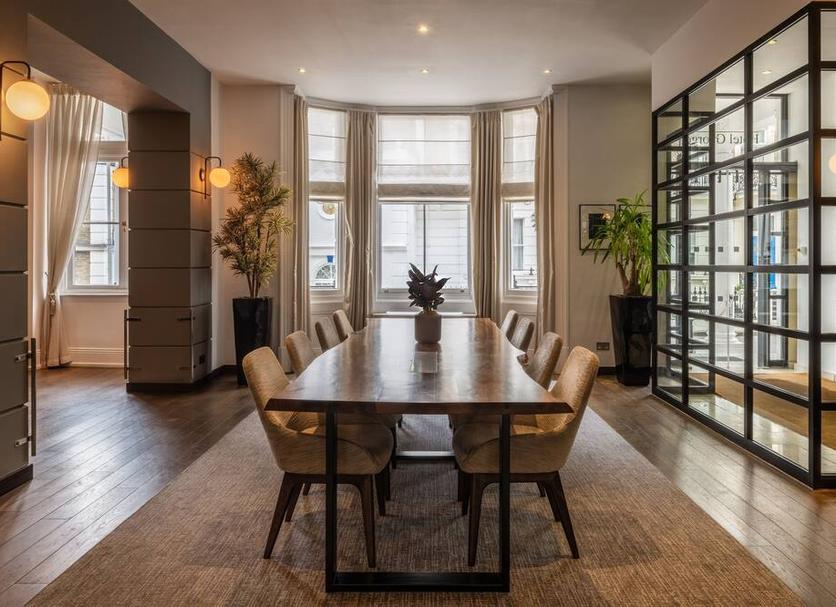 Dining room Photo