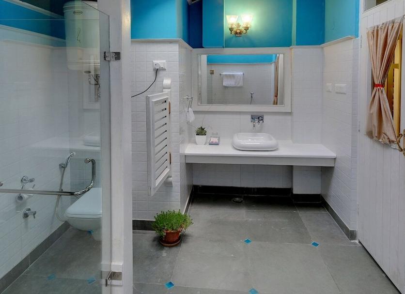 Bathroom Photo