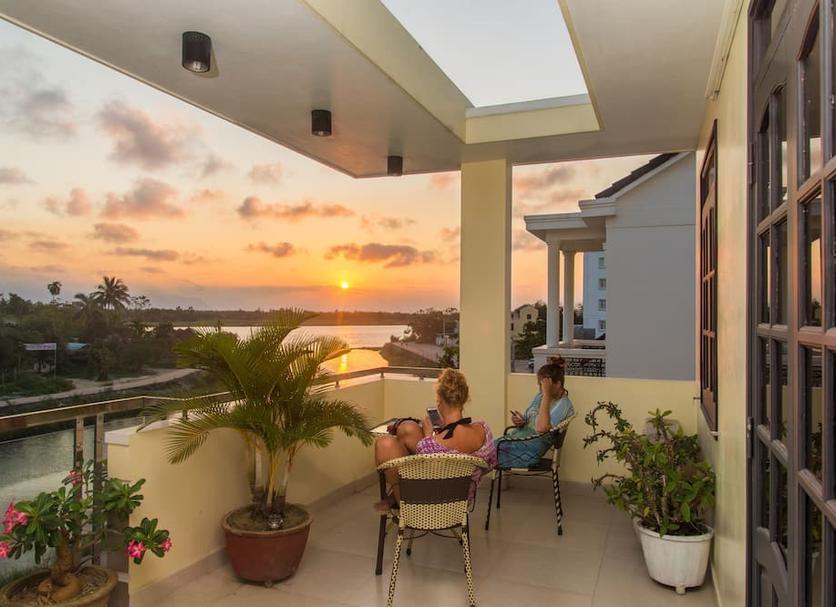 Balcony Photo