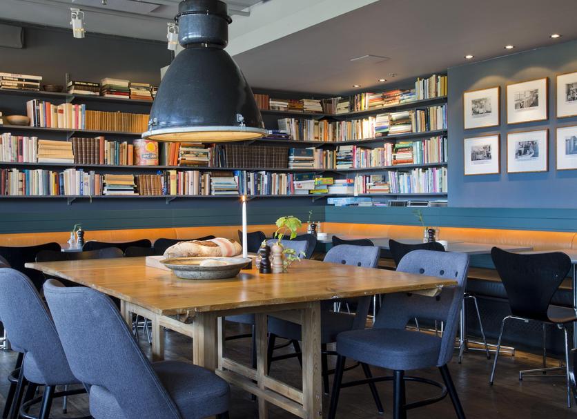 Restaurant Photo