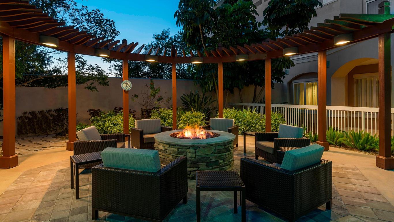 Courtyard by Marriott Fort Myers I-75/Gulf Coast Town Center