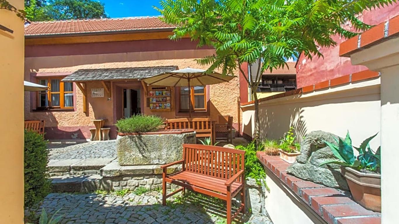 Hostel Postel