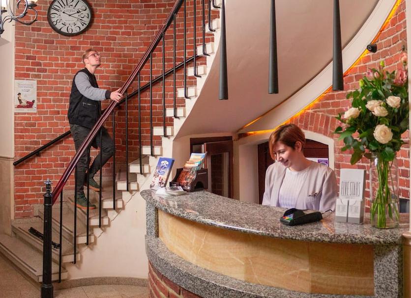 Front desk Photo