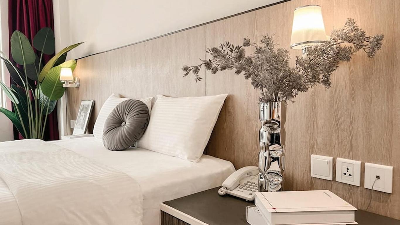 Macau Hotel S