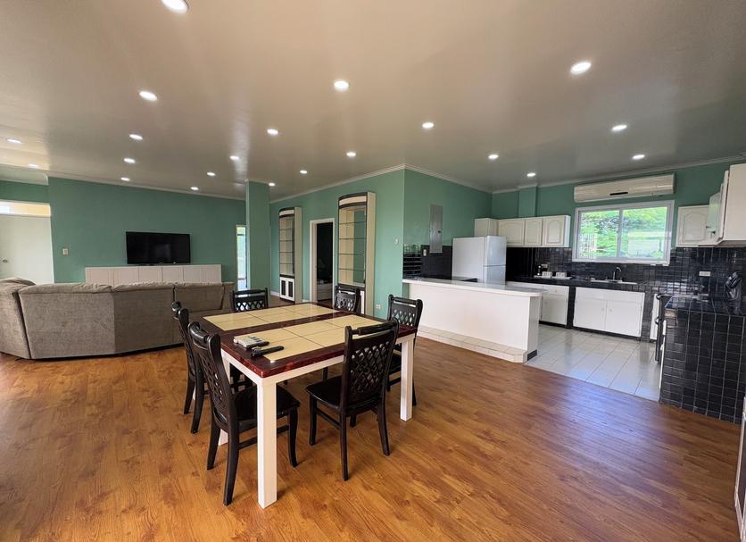 Dining room Photo