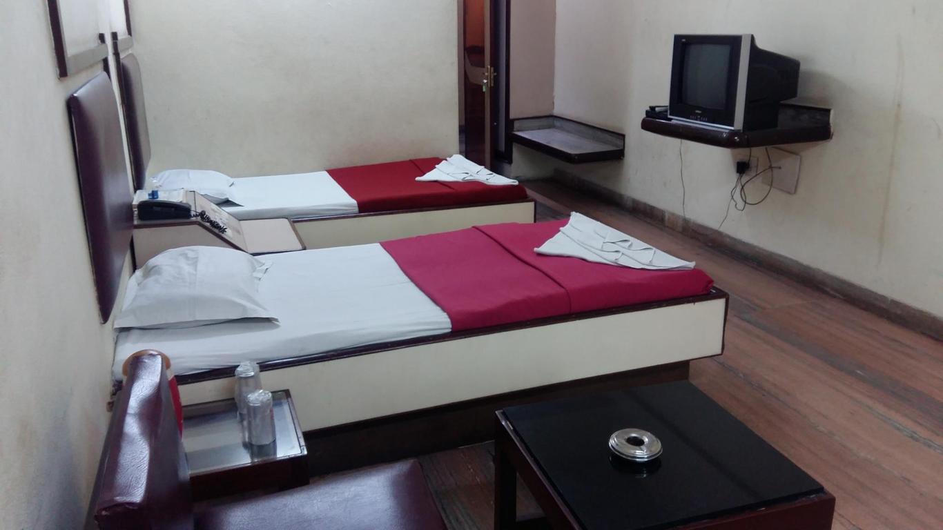 Hotel Rajmata