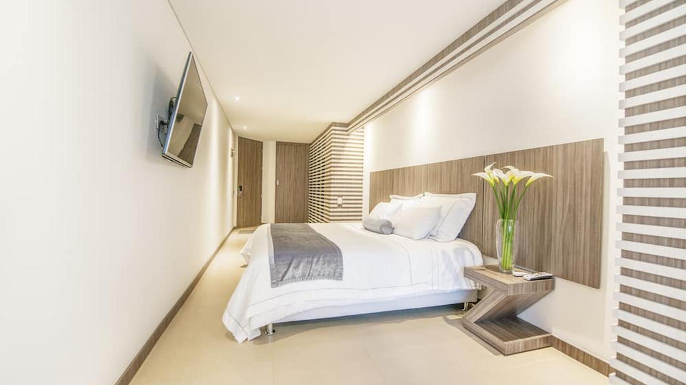 Torre Poblado Hotel & Apartasuite